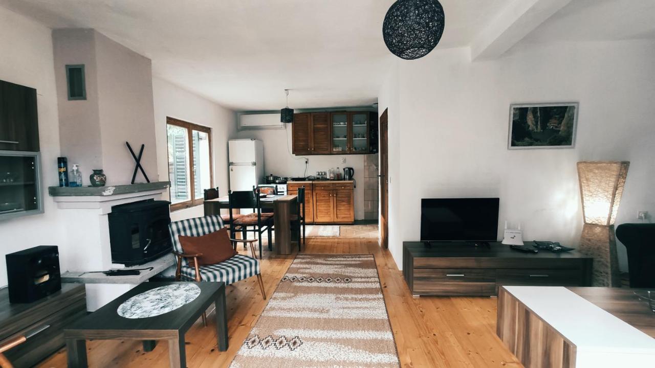 Jovanov Residence - Remote & Accessible Dolna Matka Extérieur photo
